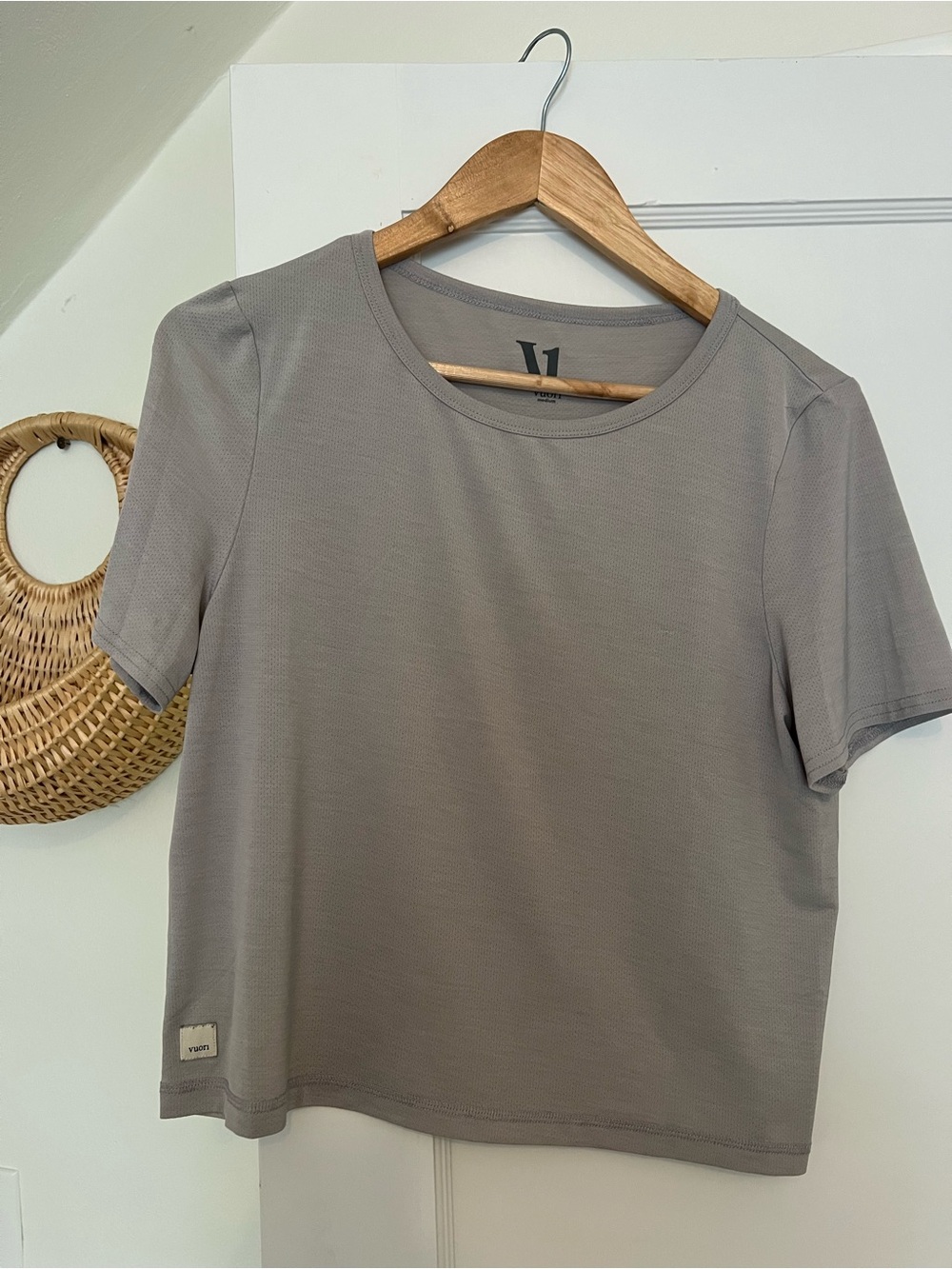 Vuori Short Sleeve Crew Tee in Taupe Gray